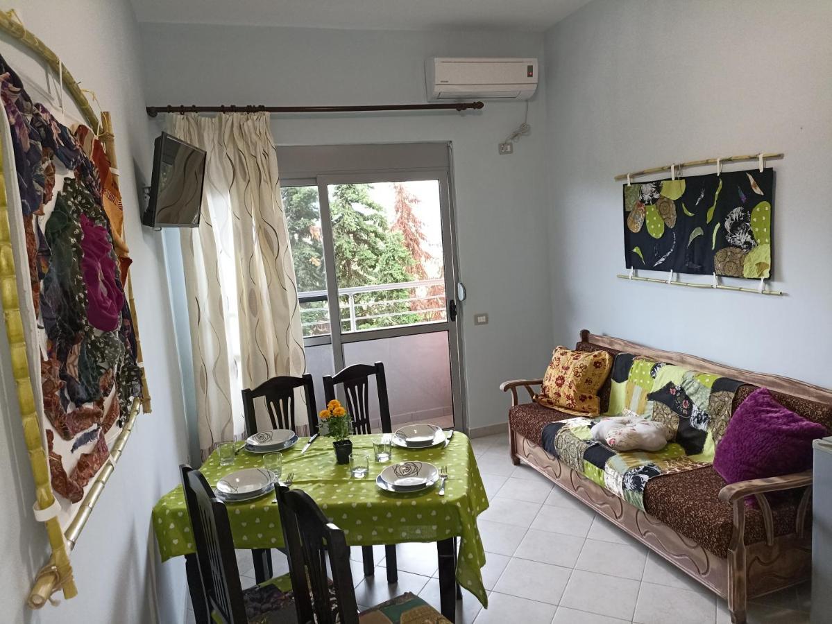 10 Apartmants Olimpia Mir Дуррес Экстерьер фото