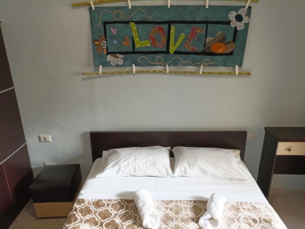 10 Apartmants Olimpia Mir Дуррес Экстерьер фото