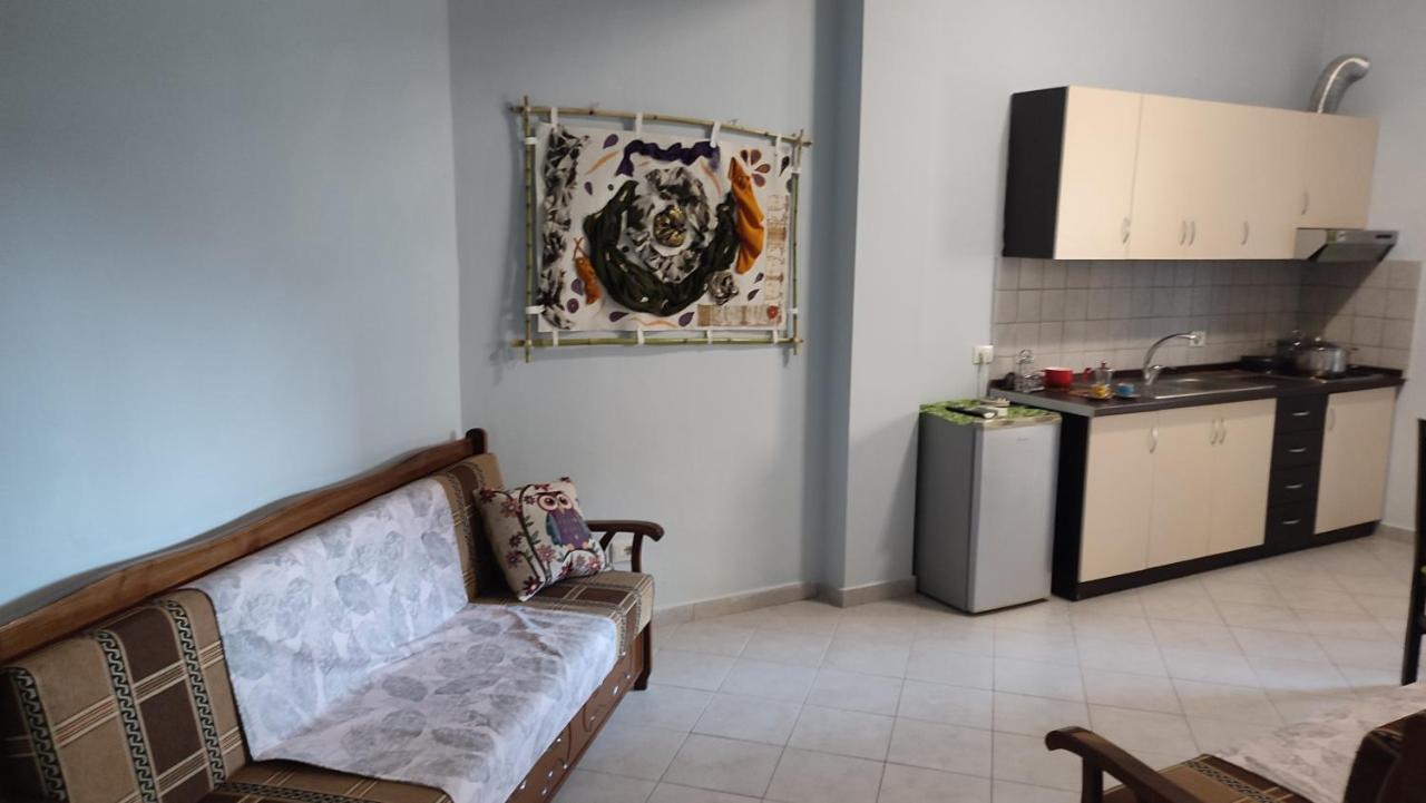 10 Apartmants Olimpia Mir Дуррес Экстерьер фото