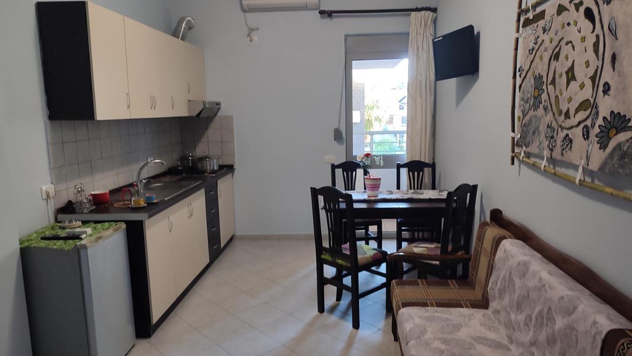 10 Apartmants Olimpia Mir Дуррес Экстерьер фото