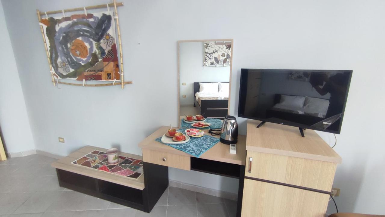 10 Apartmants Olimpia Mir Дуррес Экстерьер фото