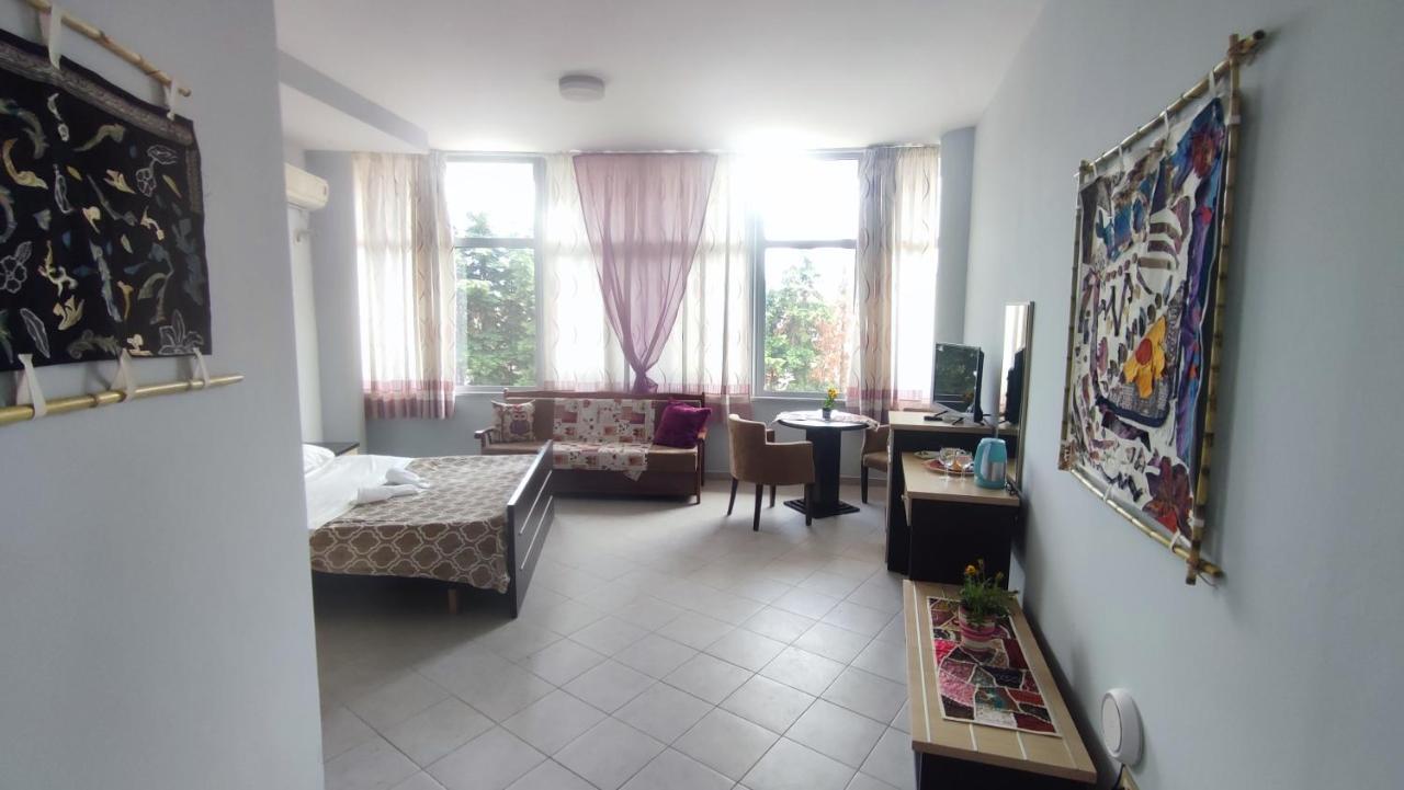 10 Apartmants Olimpia Mir Дуррес Экстерьер фото