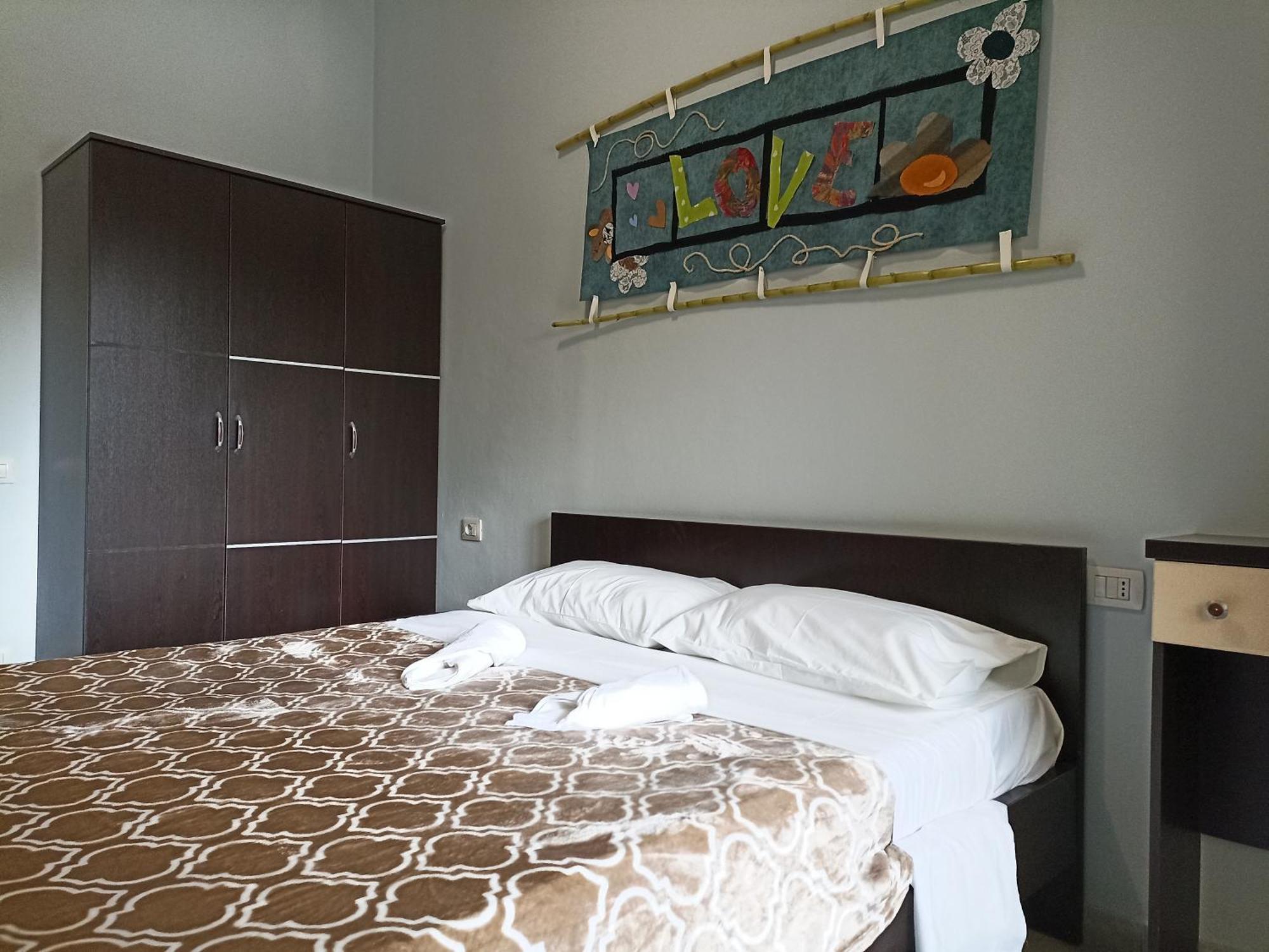 10 Apartmants Olimpia Mir Дуррес Экстерьер фото